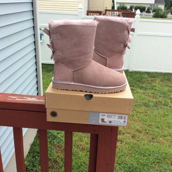 Ugg Bailey Bow II Metallic - Picture 4 of 7